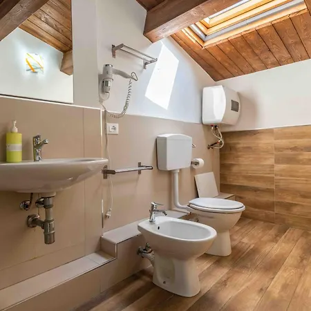 Center Gæstehus Cefalù